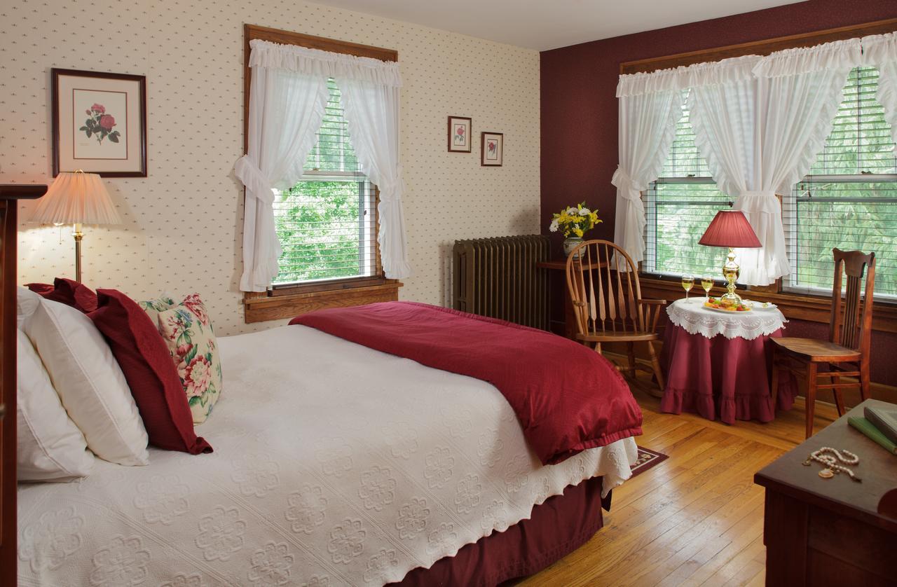 The White Oak Inn Zuck Luaran gambar
