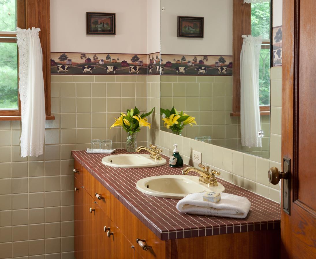 The White Oak Inn Zuck Luaran gambar